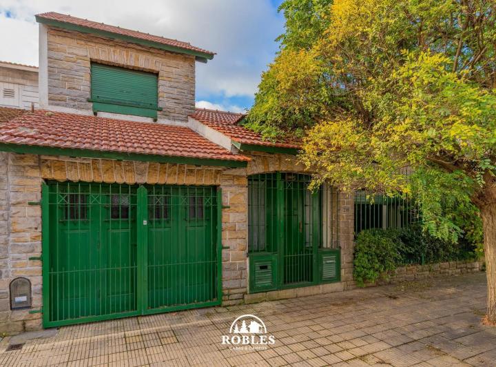 Casa · 119m² · 3 Ambientes · 1 Cochera