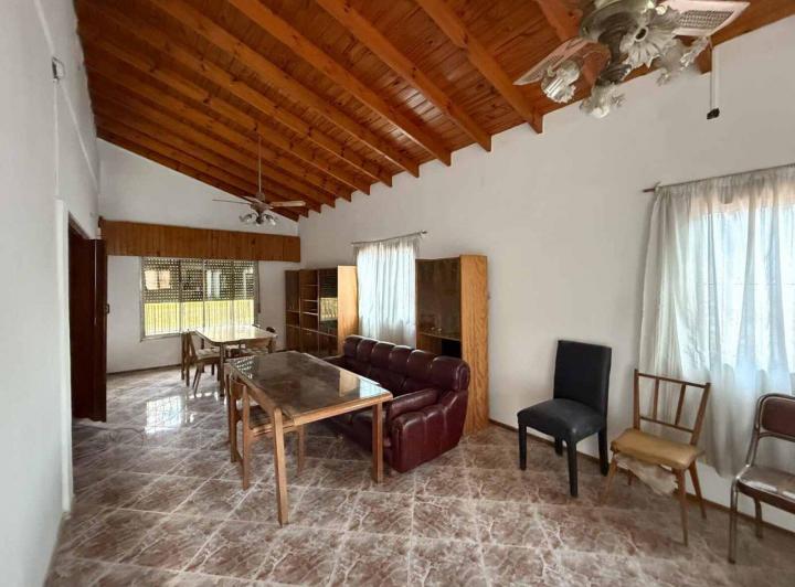 Casa · 197m² · 4 Ambientes · 2 Cocheras
