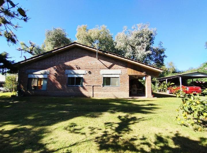 Casa · 97m² · 4 Ambientes · 3 Cocheras