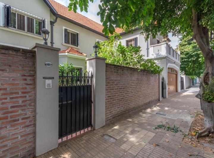 Casa · 400m² · 8 Ambientes