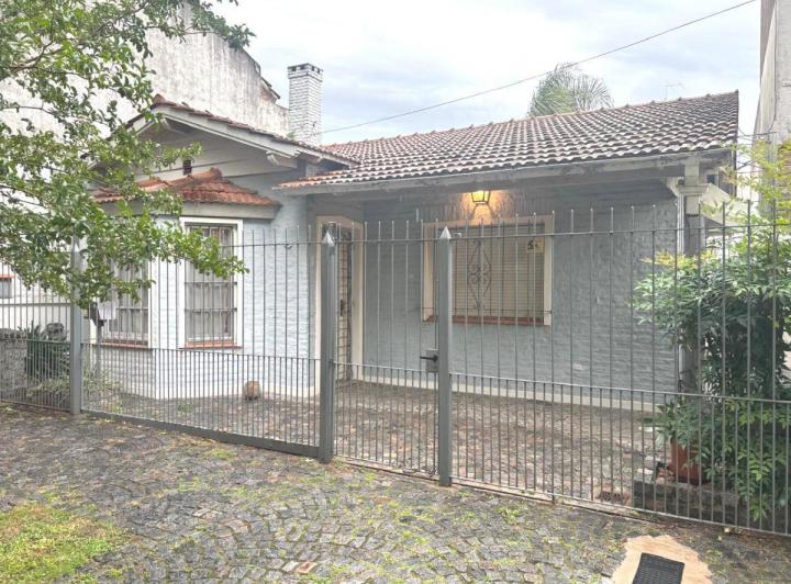 Casa · 94m² · 3 Ambientes · 1 Cochera