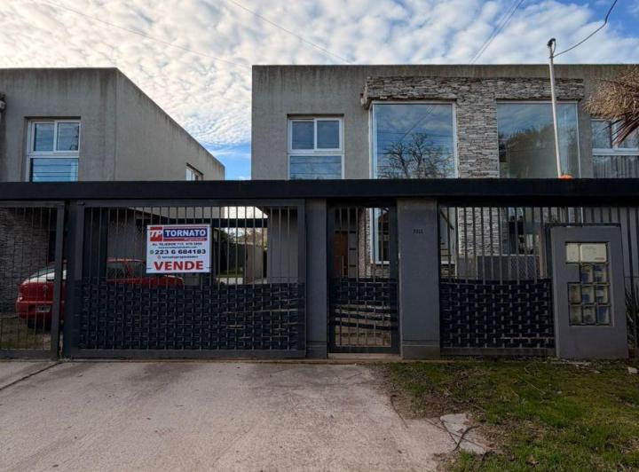 Casa · 88m² · 4 Ambientes · 1 Cochera