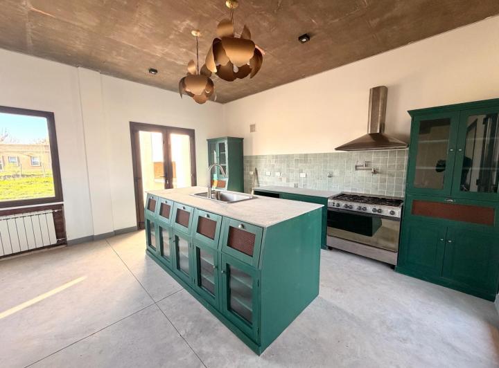 Casa · 160m² · 4 Ambientes