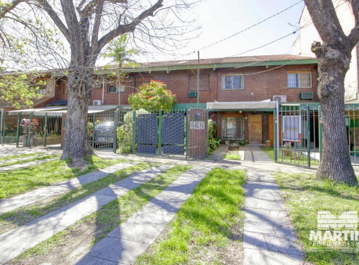 Casa · 90m² · 3 Ambientes · 1 Cochera