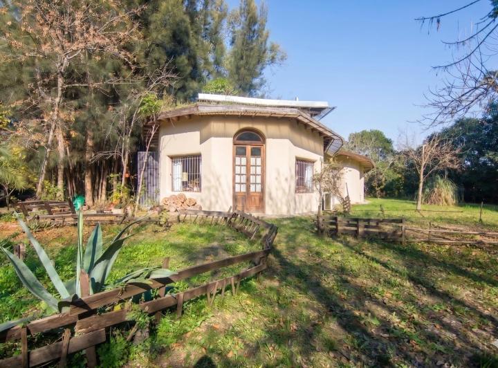 Casa · 164m² · 5 Ambientes · 2 Cocheras