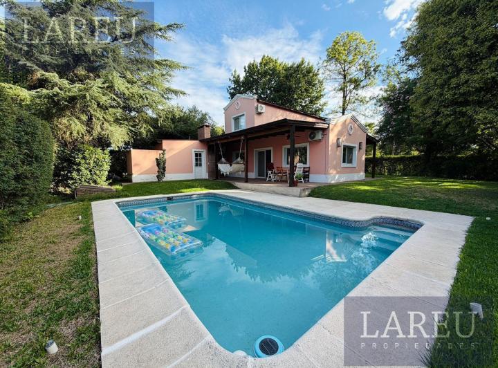 Casa · 180m² · 4 Ambientes