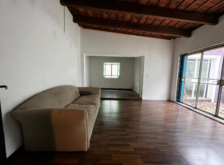 Casa · 132m² · 4 Ambientes · 1 Cochera
