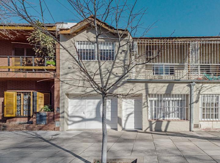 Casa · 86m² · 4 Ambientes · 1 Cochera