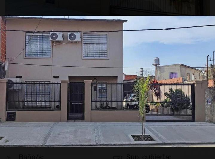 Casa · 140m² · 4 Ambientes · 1 Cochera
