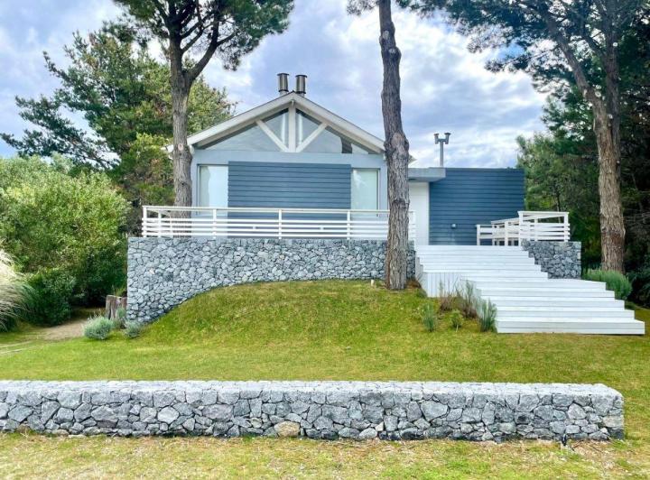 Casa · 275m² · 5 Ambientes · 1 Cochera