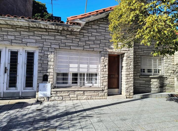Casa · 147m² · 4 Ambientes · 1 Cochera