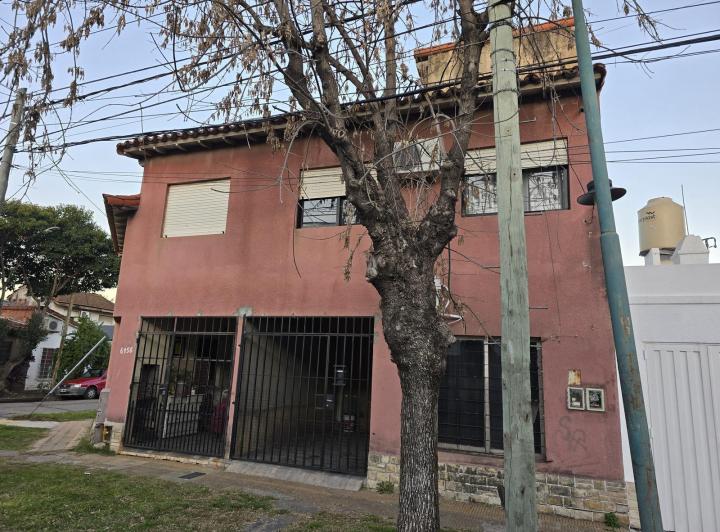 Casa · 57m² · 3 Ambientes · 1 Cochera