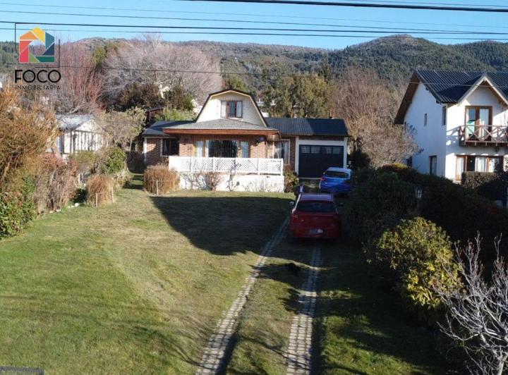 Casa · 160m² · 5 Ambientes · 1 Cochera