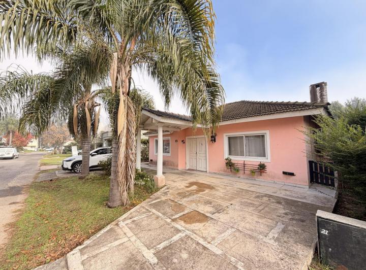 Casa · 120m² · 4 Ambientes · 1 Cochera