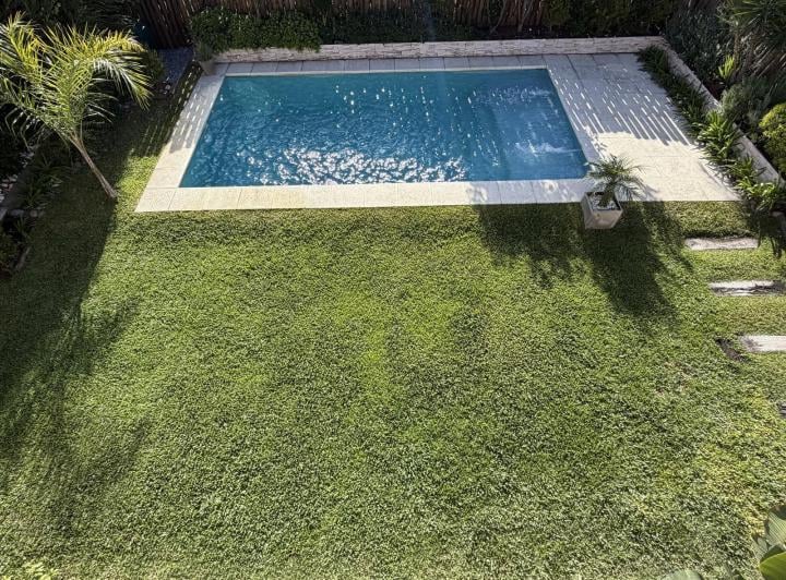 Casa · 140m² · 5 Ambientes · 2 Cocheras