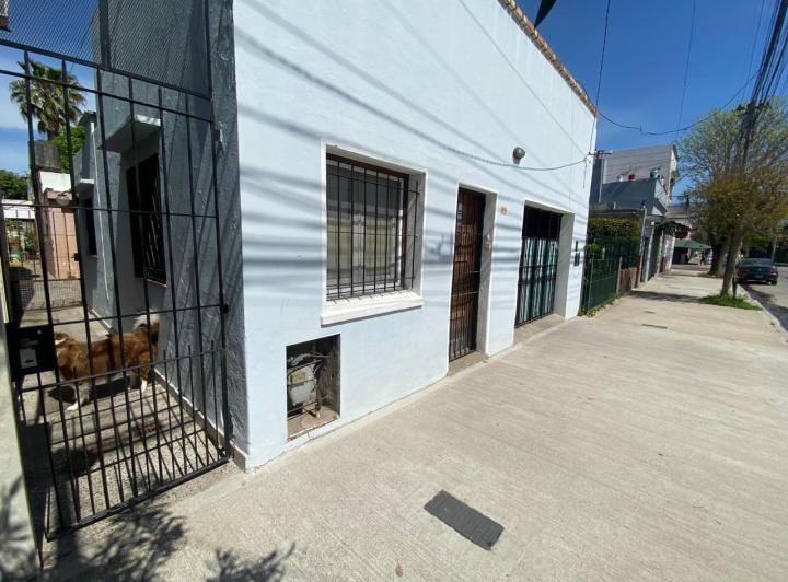 Casa · 211m² · 6 Ambientes · 1 Cochera
