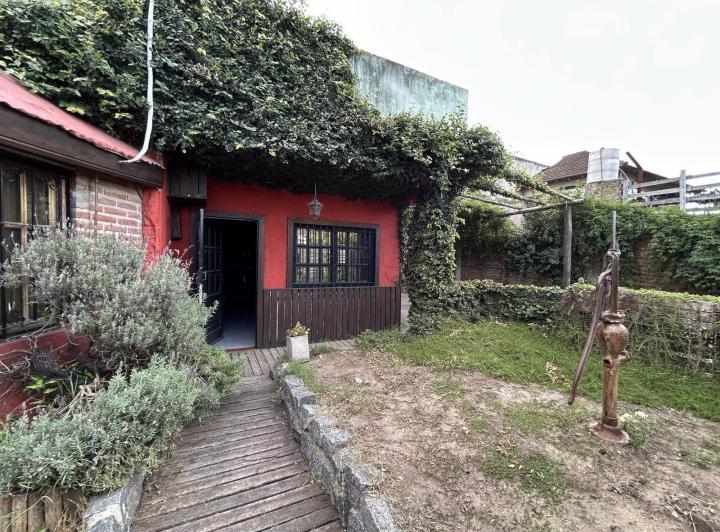 Casa · 70m² · 3 Ambientes · 1 Cochera