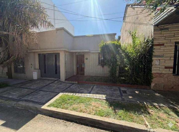 Casa · 92m² · 3 Ambientes · 1 Cochera