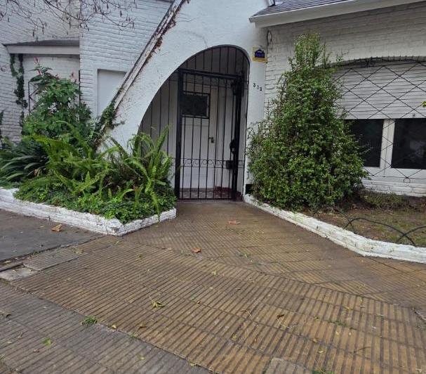 Casa · 89m² · 4 Ambientes · 1 Cochera