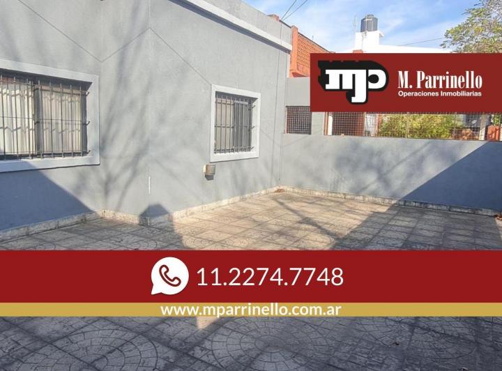 Casa · 112m² · 4 Ambientes · 2 Cocheras