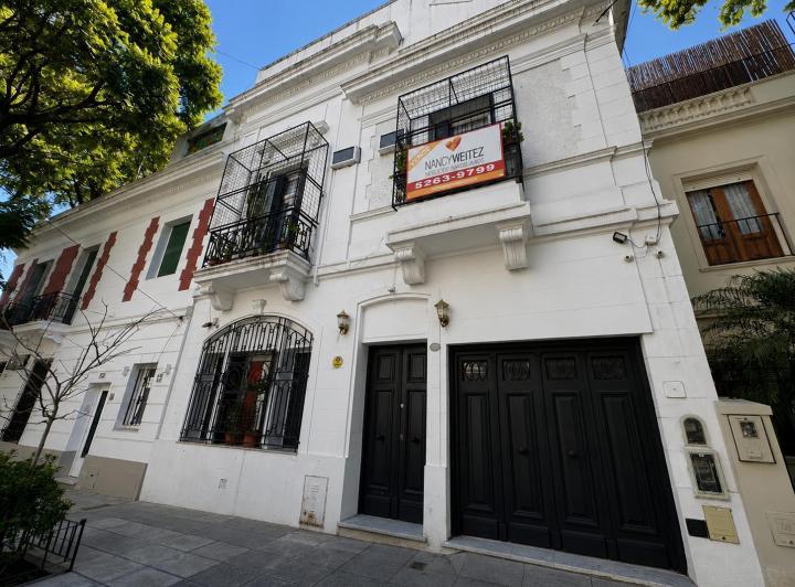 Casa · 208m² · 4 Ambientes · 1 Cochera