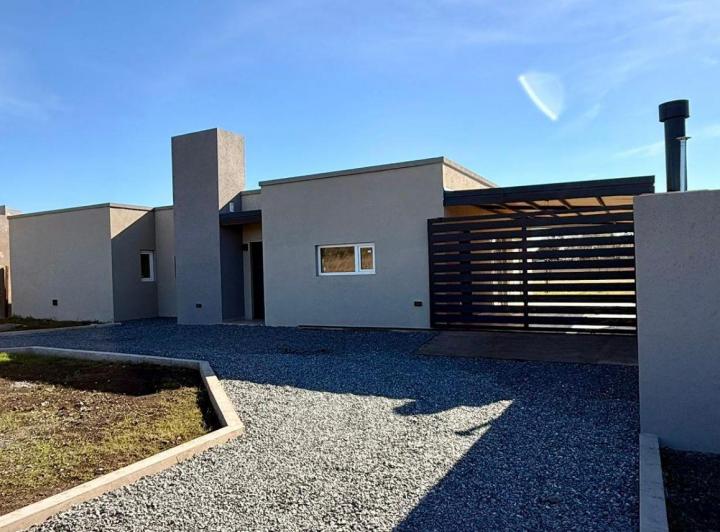 Casa · 113m² · 4 Ambientes · 1 Cochera