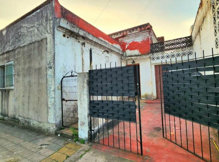 Casa · 90m² · 4 Ambientes · 1 Cochera