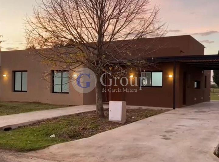 Casa · 138m² · 4 Ambientes · 1 Cochera