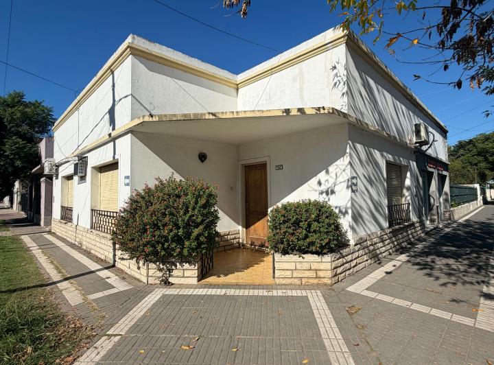 Casa · 120m² · 5 Ambientes