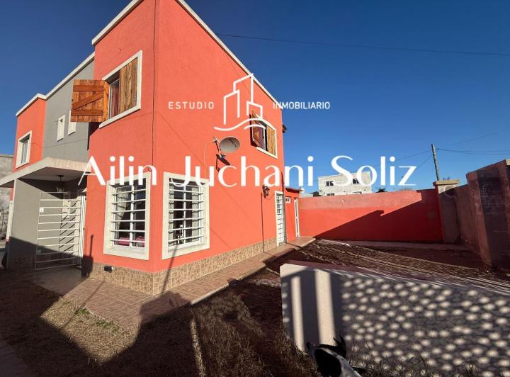 Casa · 40m² · 3 Ambientes · 1 Cochera