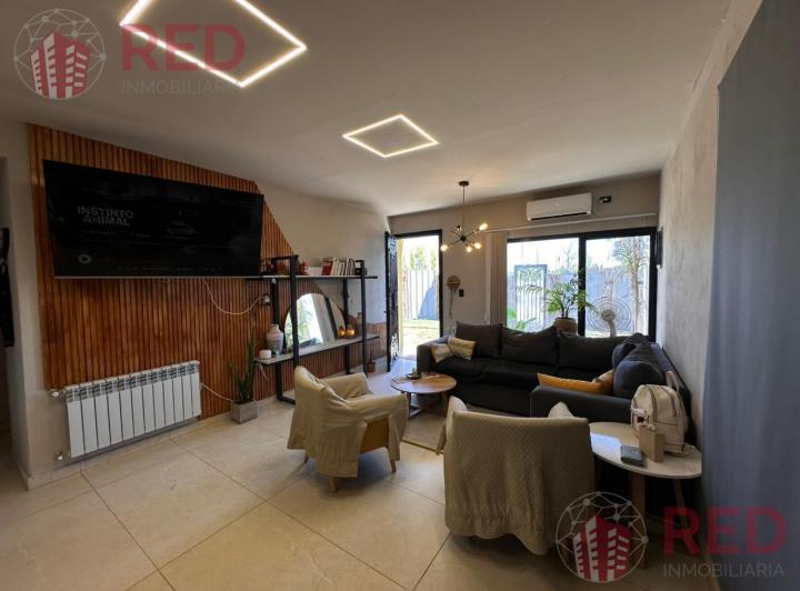 Casa · 90m² · 4 Ambientes · 1 Cochera