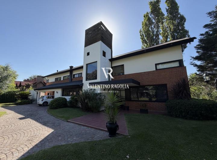 Casa · 3000m²