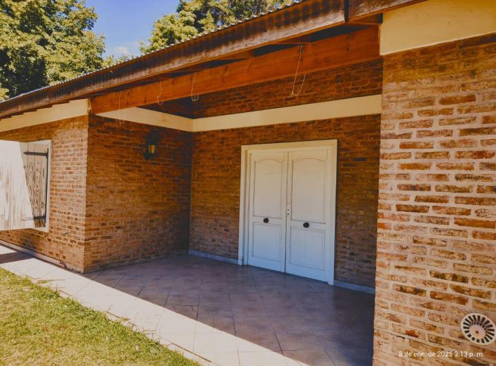Casa · 82m² · 3 Ambientes · 2 Cocheras