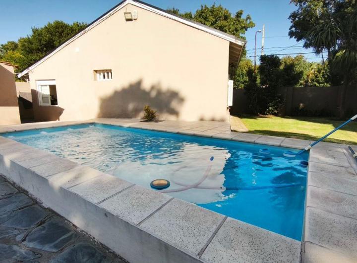 Casa · 108m² · 4 Ambientes · 2 Cocheras