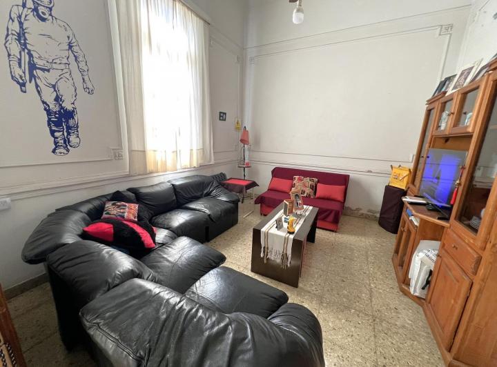 Casa · 120m² · 5 Ambientes · 1 Cochera