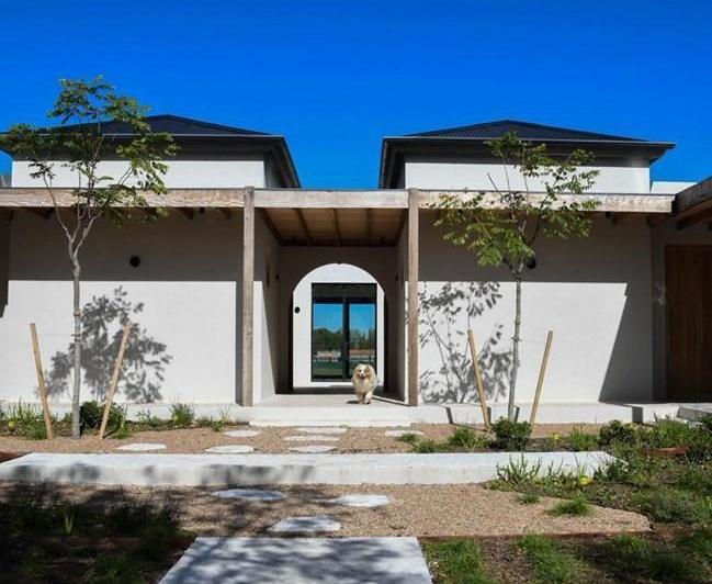 Casa · 309m² · 7 Ambientes · 4 Cocheras