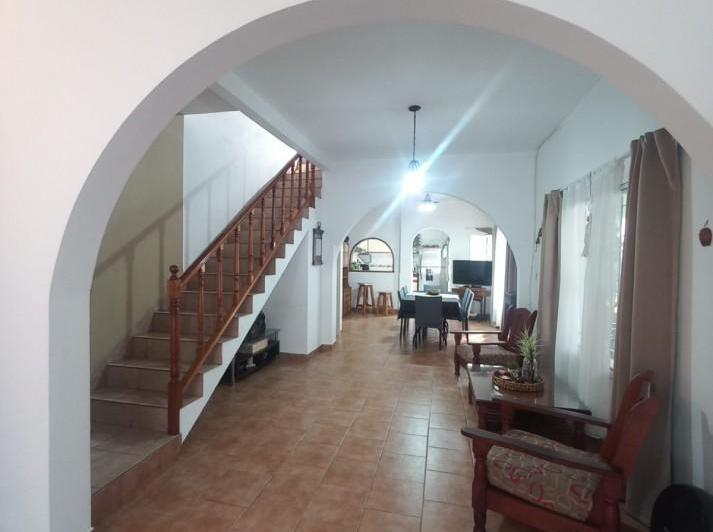Casa · 155m² · 4 Ambientes · 2 Cocheras