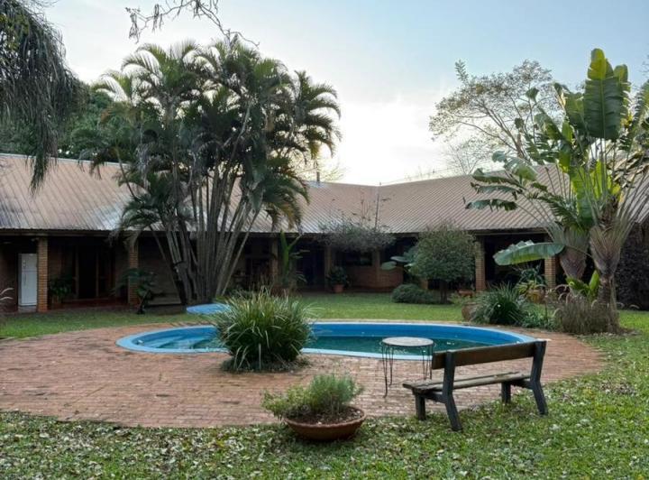 Casa · 1866m²