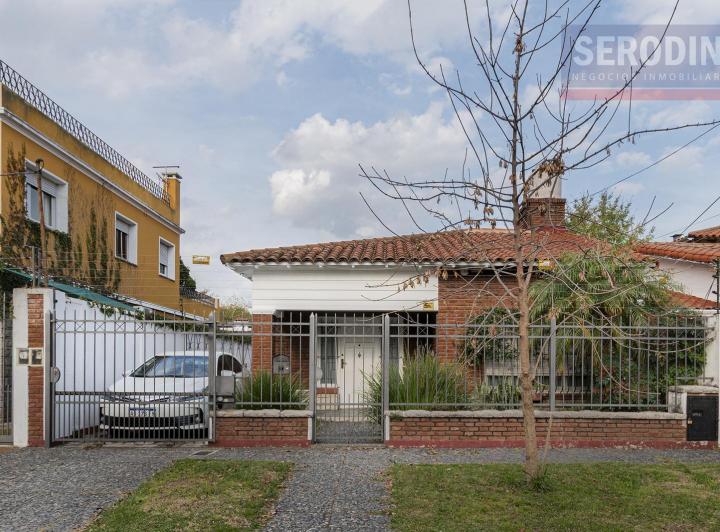 Casa · 185m² · 4 Ambientes · 1 Cochera