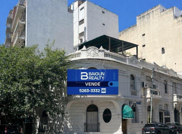 Casa · 320m² · 10 Ambientes · 1 Cochera