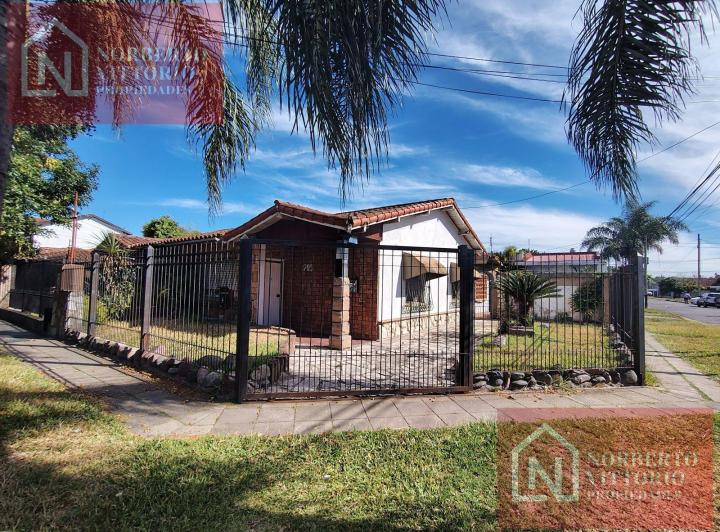 Casa · 130m² · 4 Ambientes · 2 Cocheras