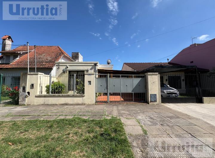 Casa · 140m² · 5 Ambientes · 1 Cochera