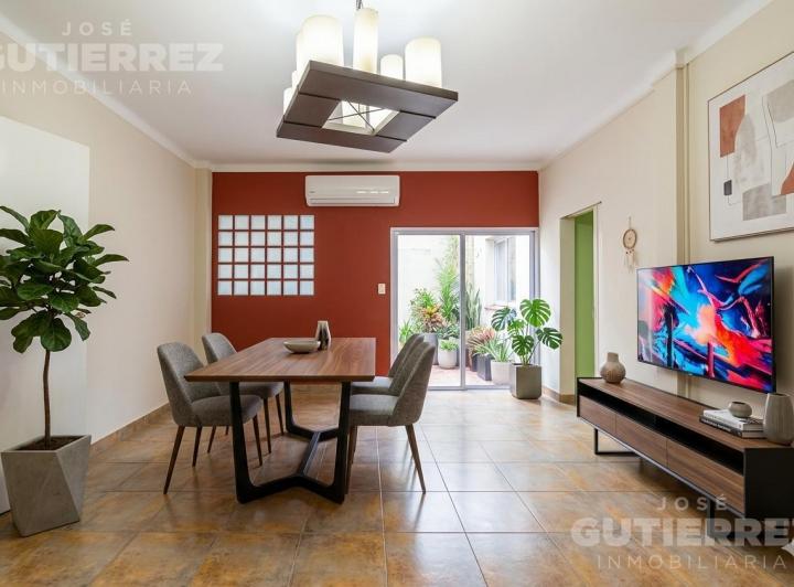 Casa · 126m² · 5 Ambientes · 1 Cochera