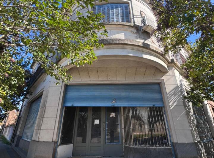 Casa · 400m² · 4 Ambientes