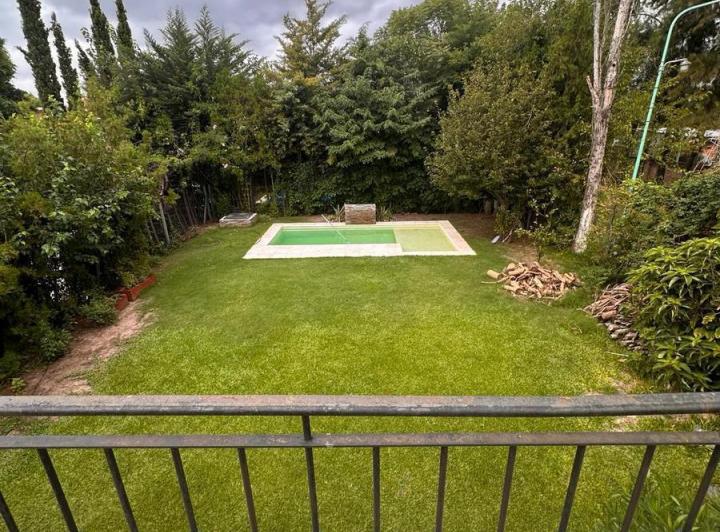 Casa · 196m² · 4 Ambientes · 2 Cocheras