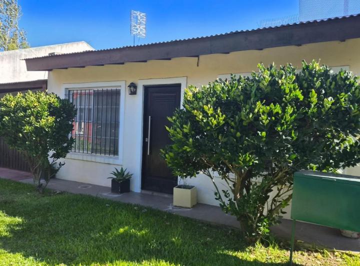 Casa · 73m² · 2 Ambientes · 1 Cochera