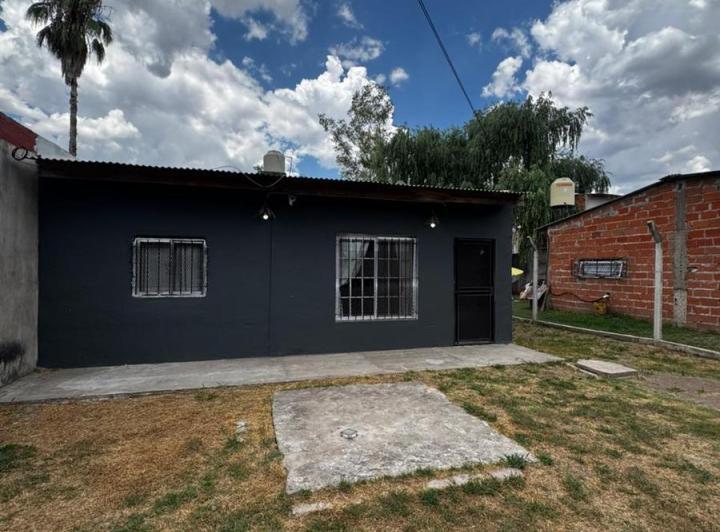 Casa · 85m² · 3 Ambientes · 1 Cochera