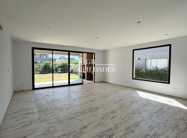 Casa · 169m² · 4 Ambientes