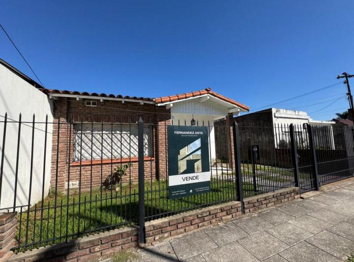 Casa · 120m² · 3 Ambientes · 3 Cocheras