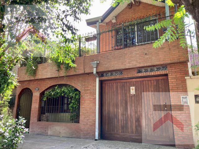 Casa · 130m² · 4 Ambientes · 1 Cochera